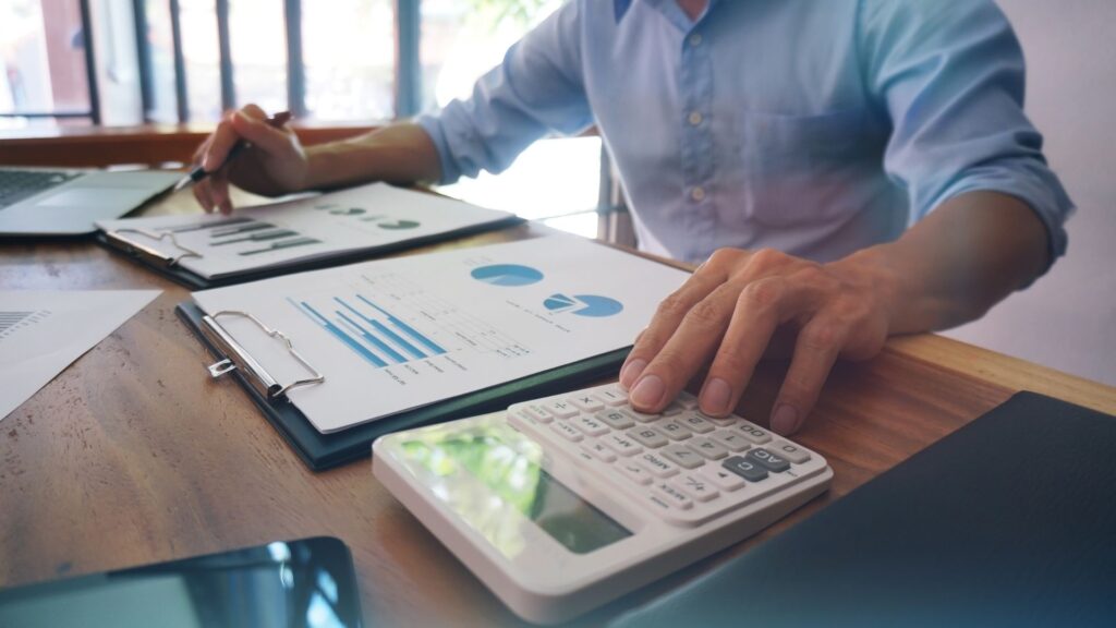 What is a good credit score for a small business?