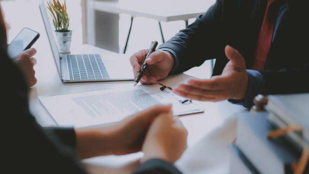 commercial finance broker
